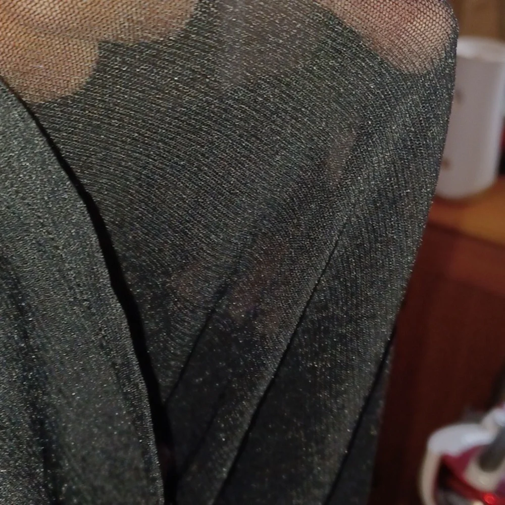 MK Dressy Vneck Tank Large - Picture 8 of 10